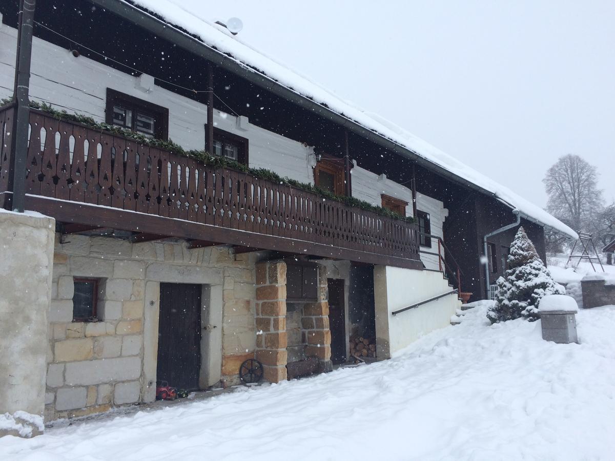 Roubenka Doubravice Villa Hrubá Skála Екстериор снимка